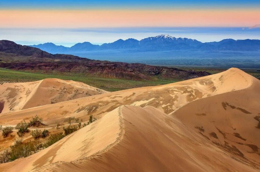 Singing Dune (Dune of Altyn-Emel), Altyn-Emel National Park, Kazakhstan